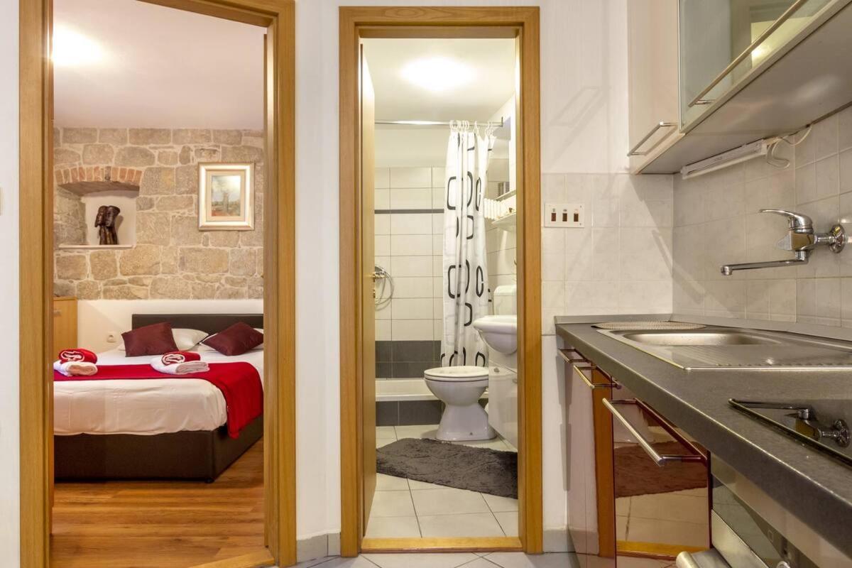 Aparrtment Terra- Combine Beach&Old Town Apartment Split Ngoại thất bức ảnh
